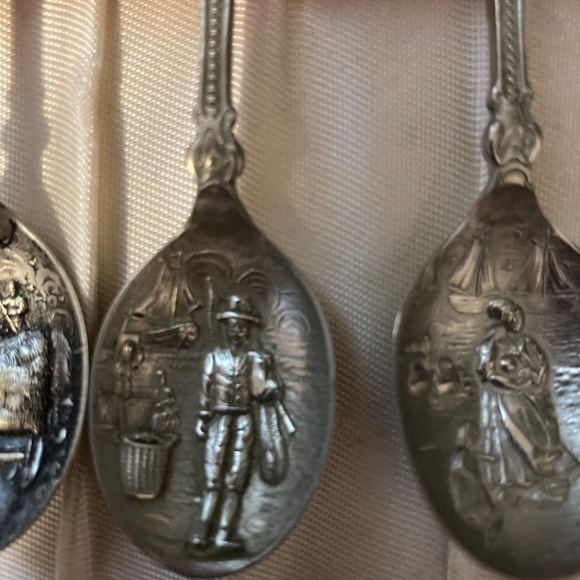 Collector Spoons from Holland/Nederland's - Picture 9 of 16